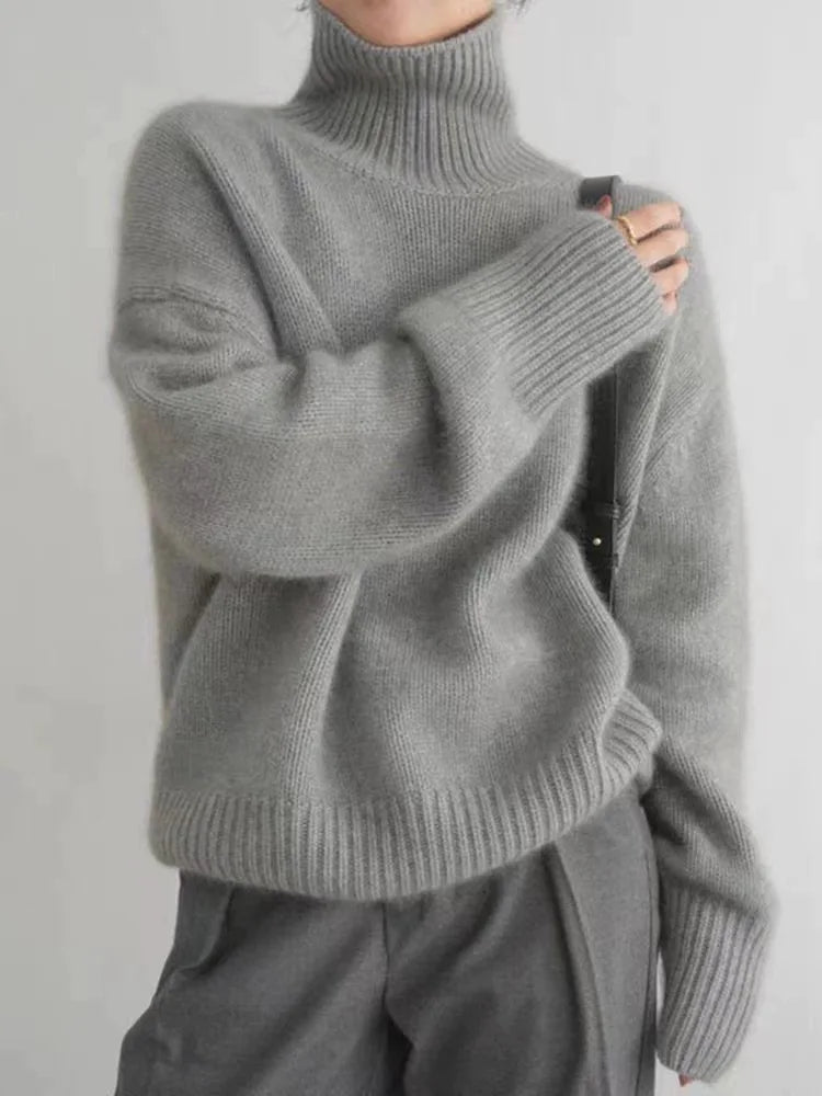 Amaya | Luxe Cashmere Turtleneck Sweater